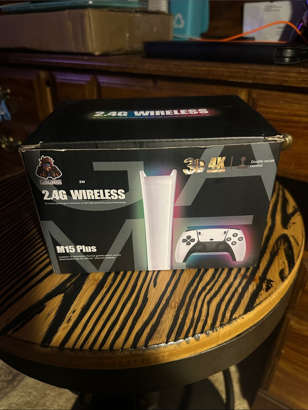 M15 Plus 2.4G Wireless Game Controller - Black/White